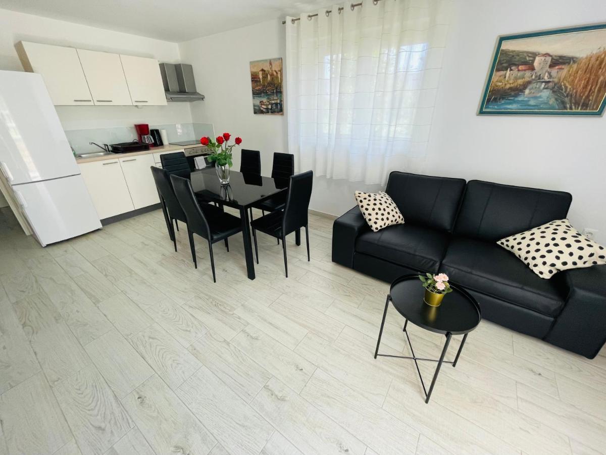 Apartment Paulina Trogir Extérieur photo