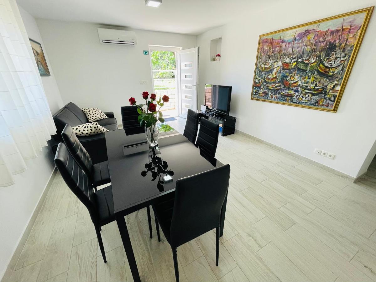 Apartment Paulina Trogir Extérieur photo